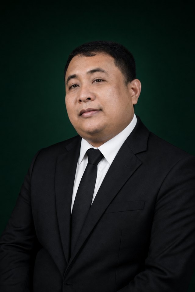 Dr. Muhammad Nur, S.H., M.Pd., M.H., CFLS